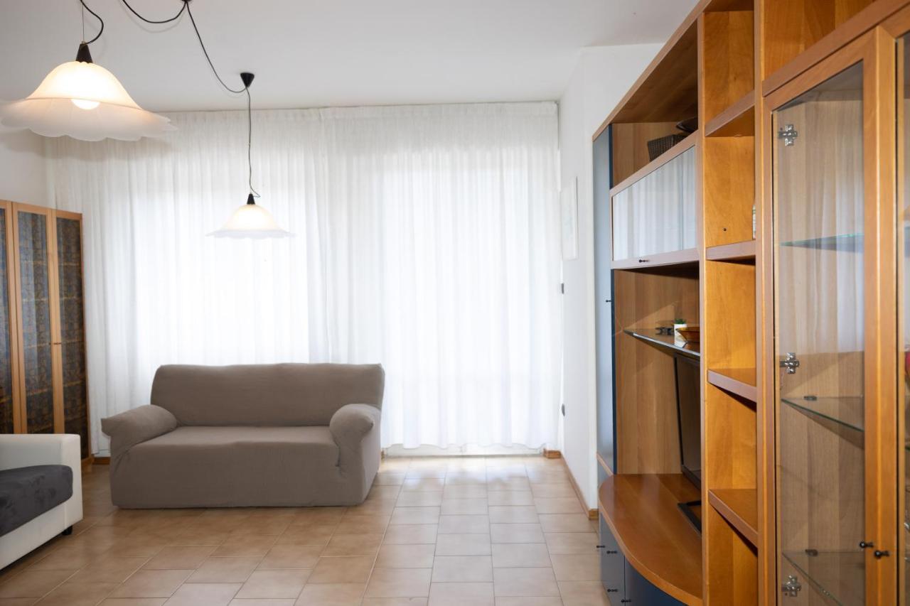 Mirea'S Rooms Ascoli Piceno Buitenkant foto