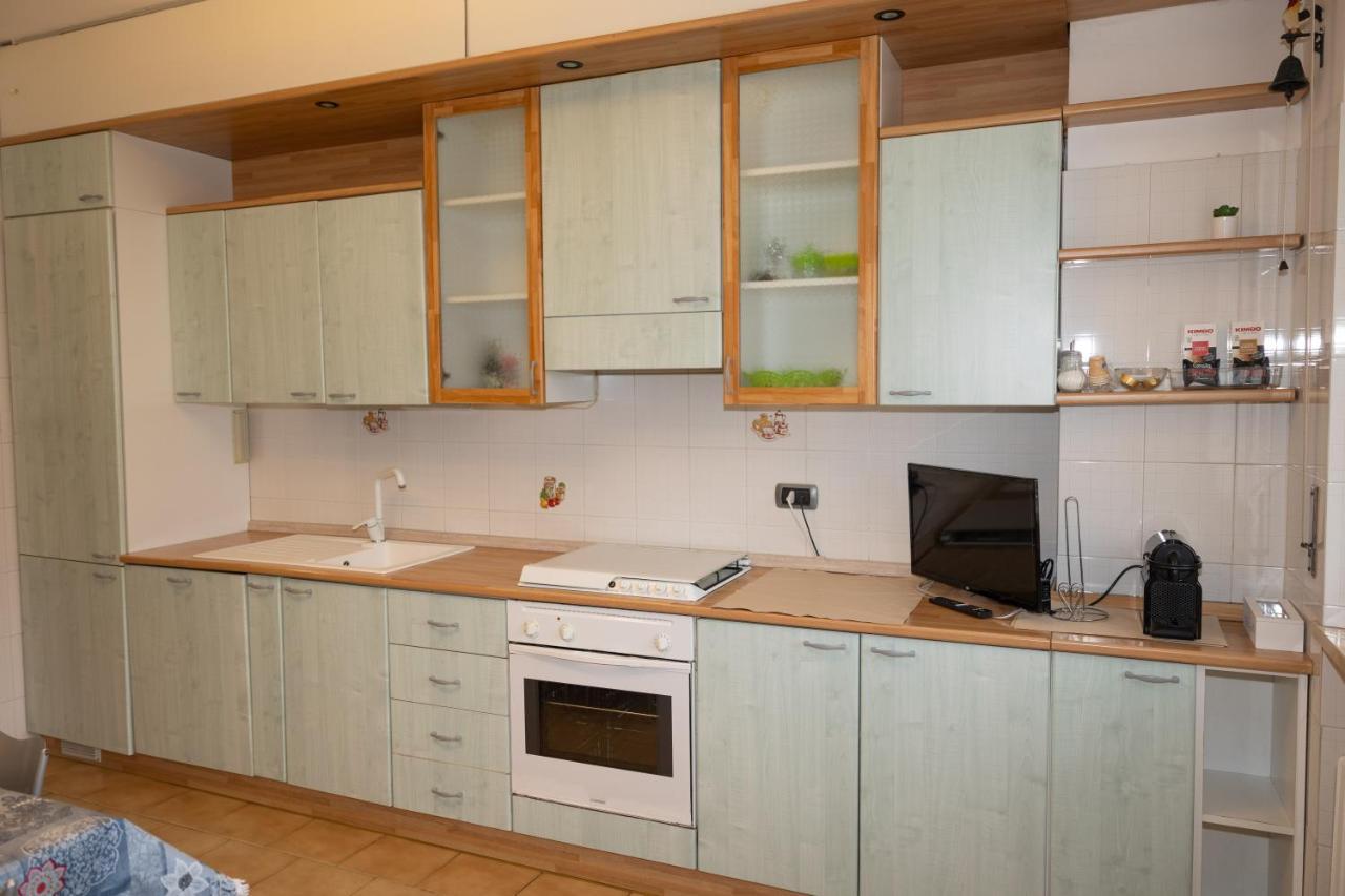 Mirea'S Rooms Ascoli Piceno Buitenkant foto