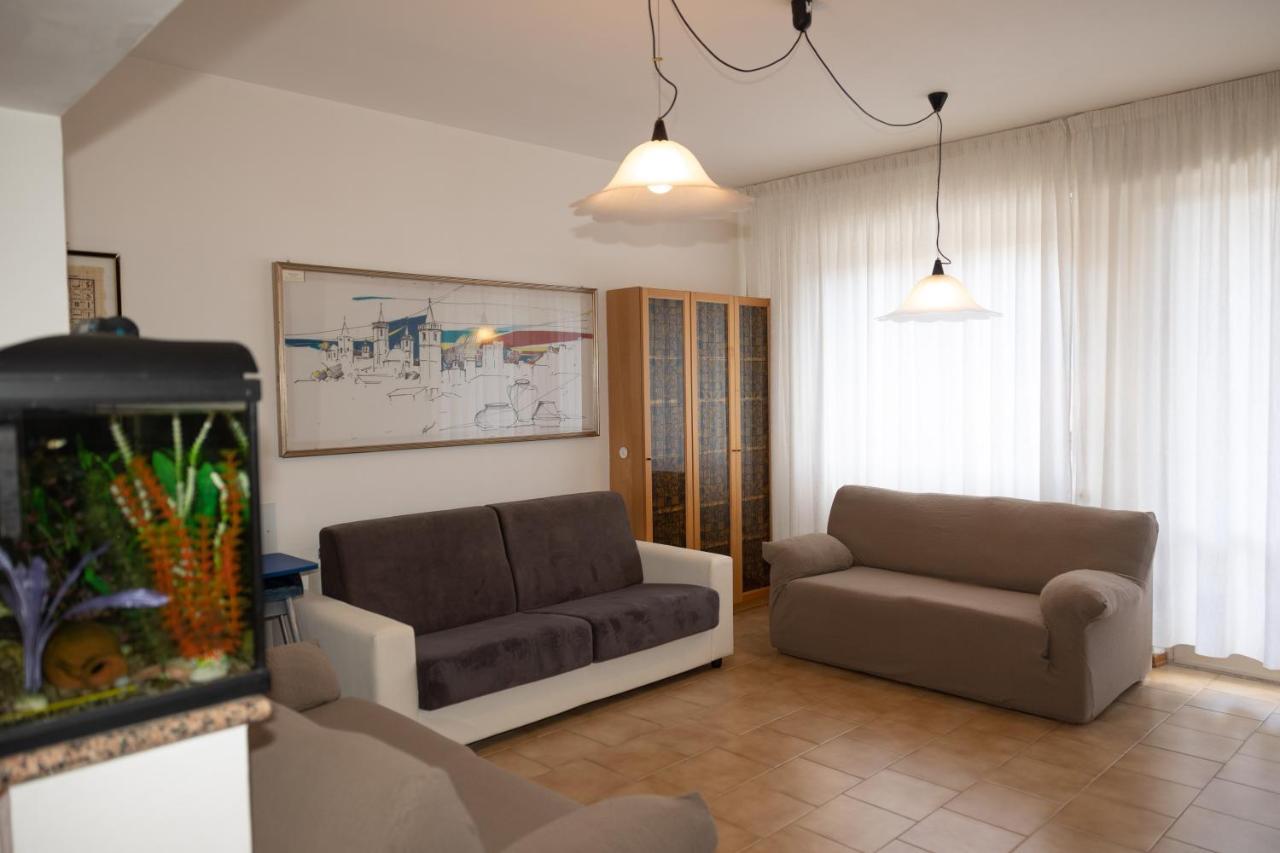 Mirea'S Rooms Ascoli Piceno Buitenkant foto