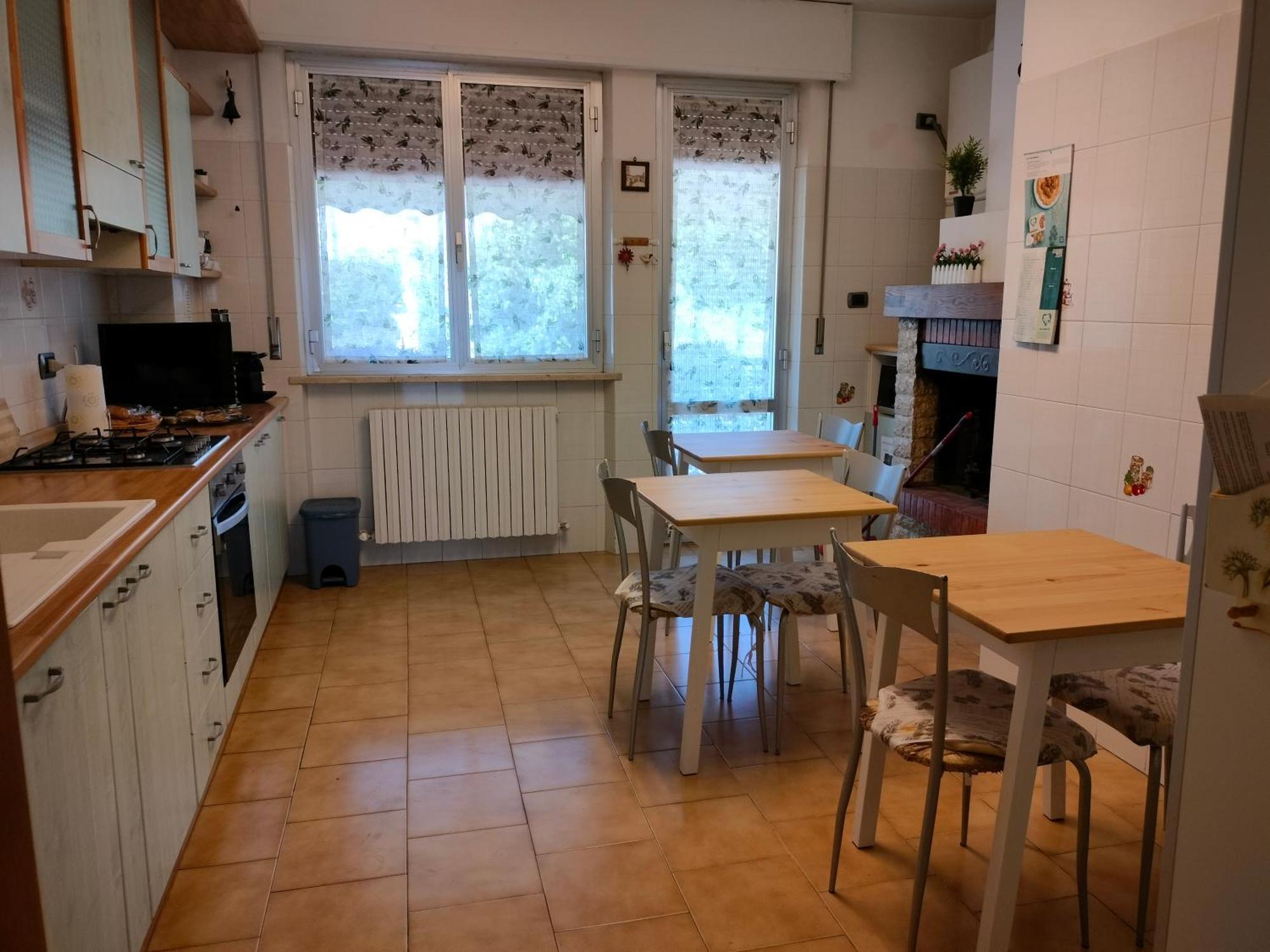 Mirea'S Rooms Ascoli Piceno Buitenkant foto