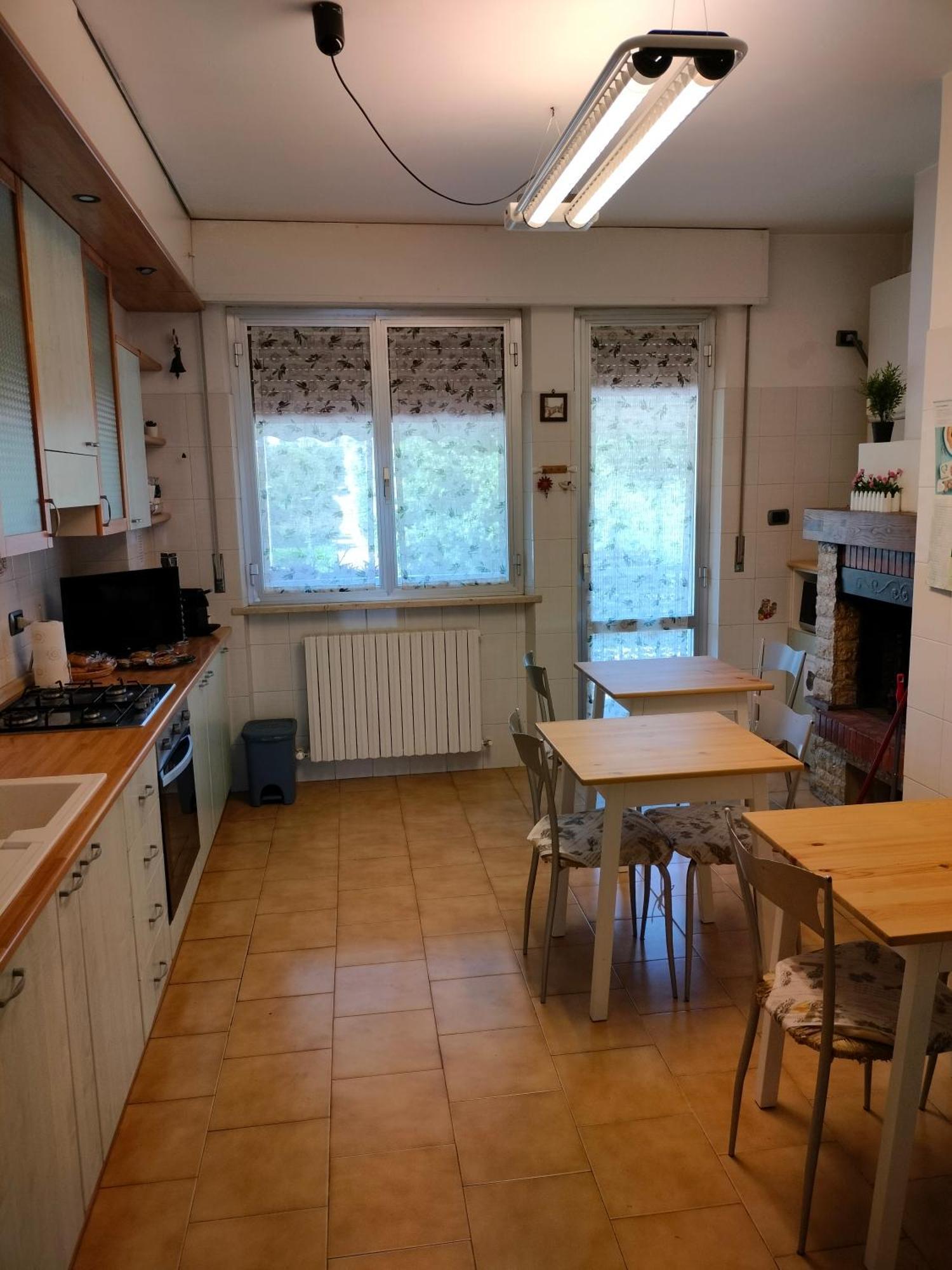 Mirea'S Rooms Ascoli Piceno Buitenkant foto